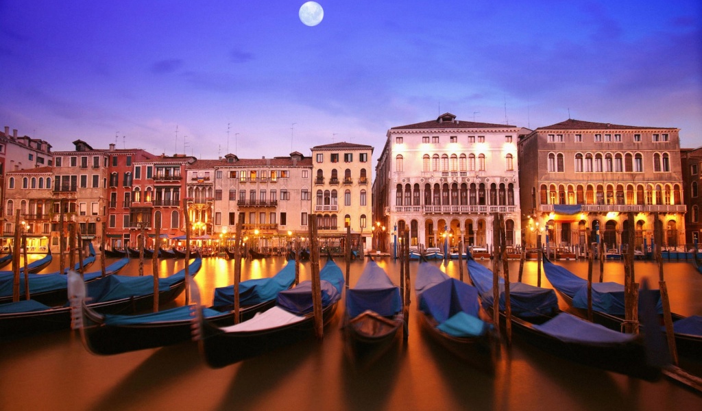 Venice Italia Italy City Water Night Moon Buildings Houses Gondolas Boats Water River Canal Lighting Lights Reflection