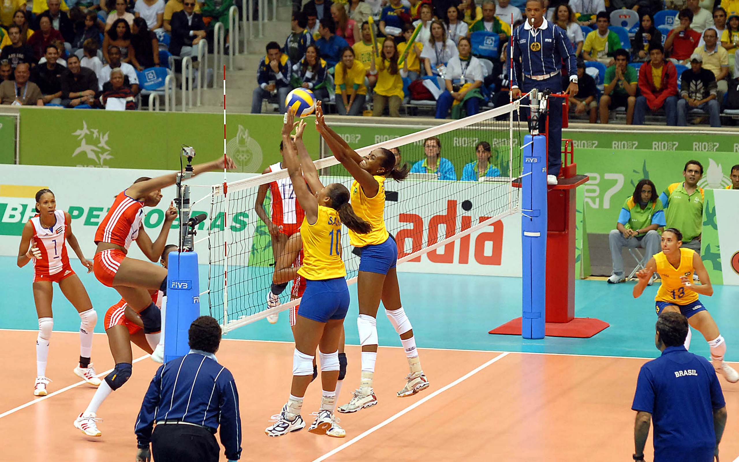 Volleyball Match - Cuba Vs Brazil