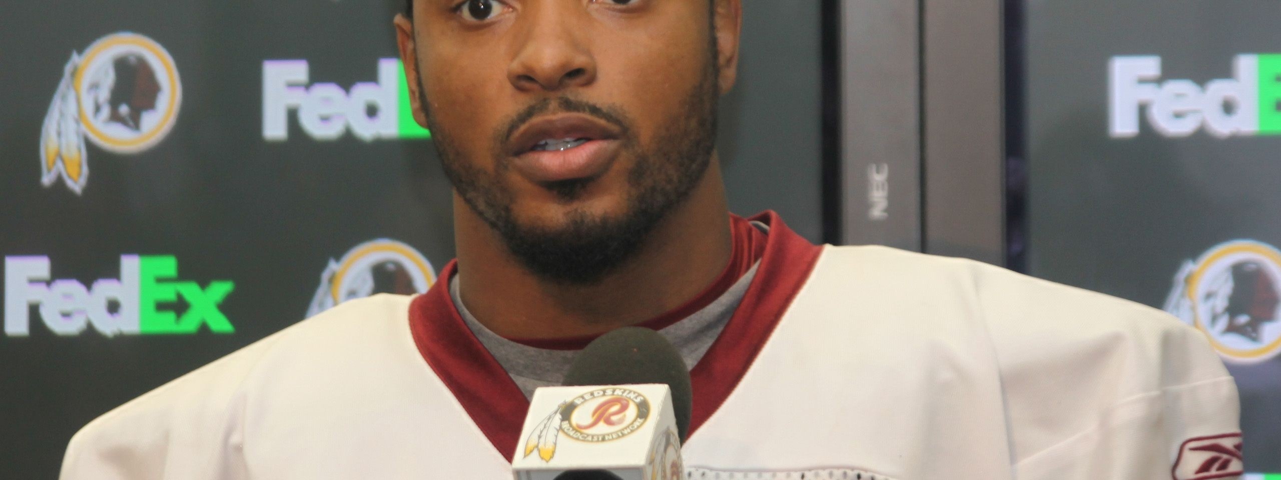 Washington Redskins American Professional Football Santana Moss