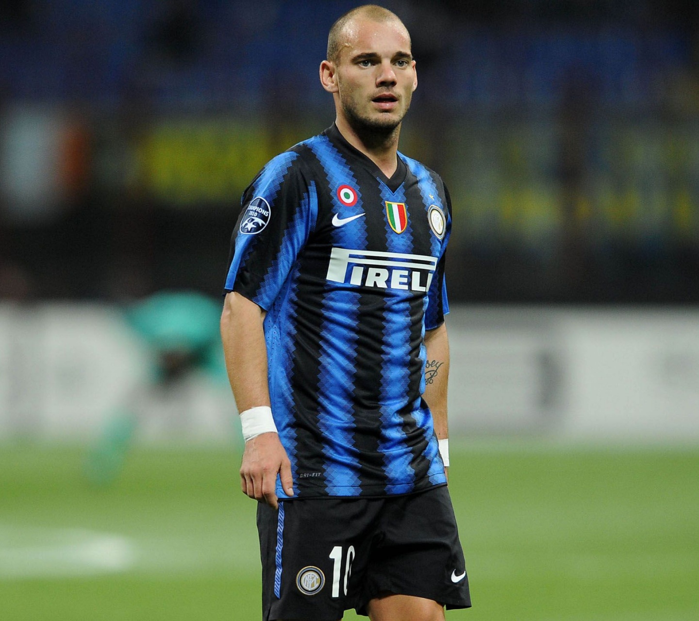 Wesley Sneijder Dutch Football Athlete