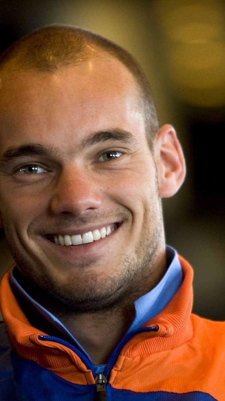 Wesley Sneijder Dutch Football Athlete Smile