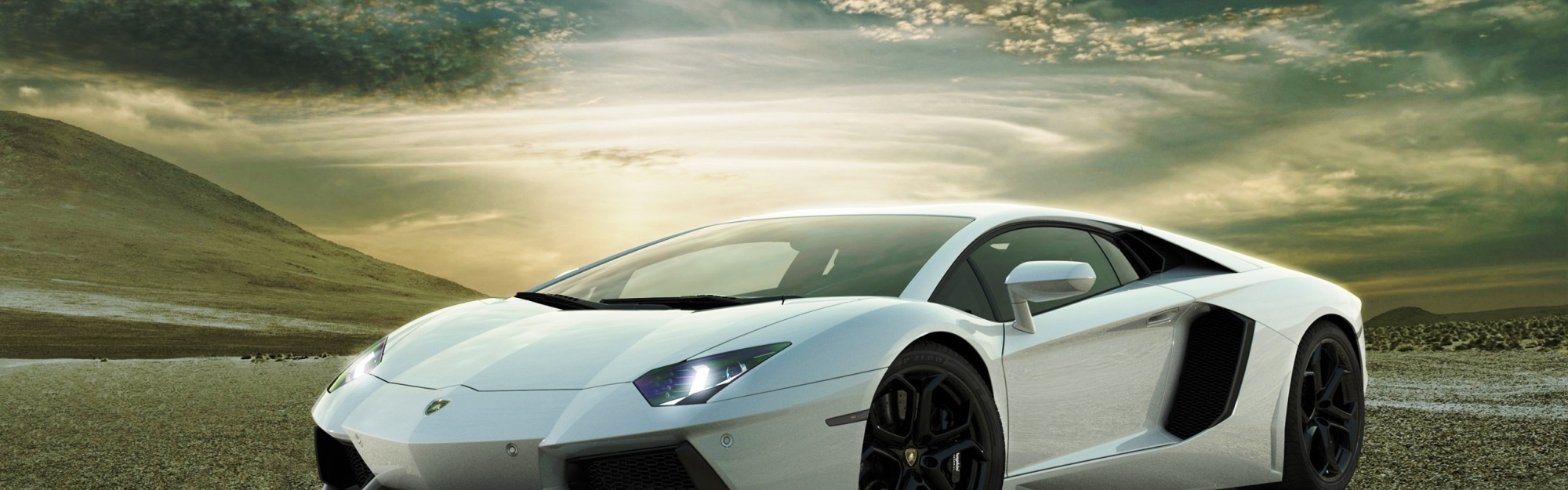 White Lamborghini Aventador