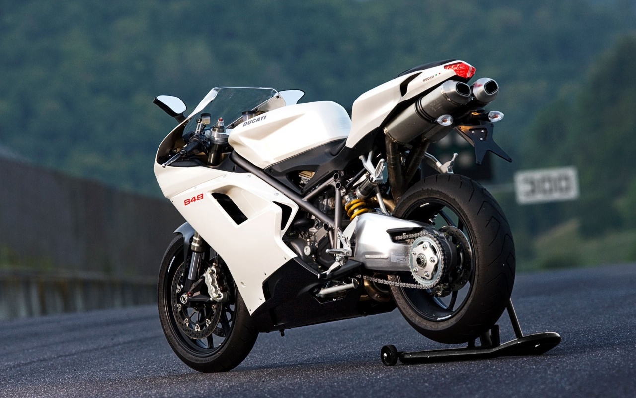 White Road Moto Ducati Ducati 848