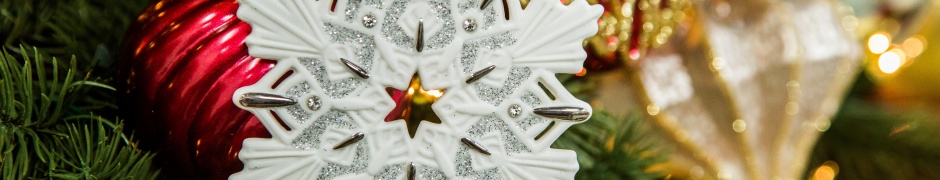 White Snowflake Christmas Tree